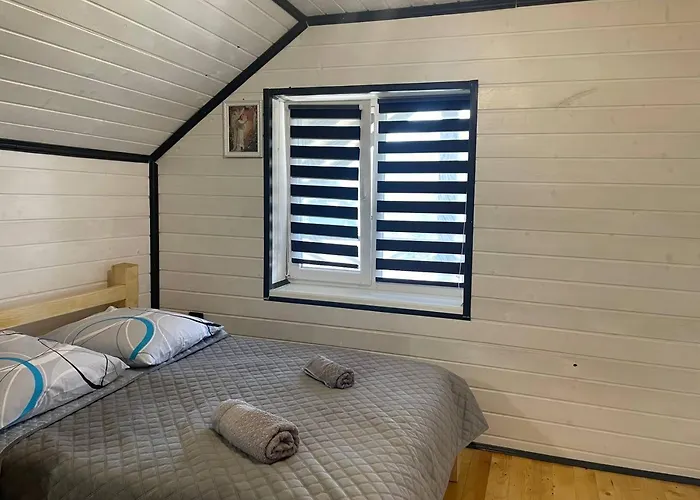 Black & White House Apartment